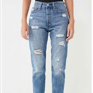 Levi’s Wedgie Jeans